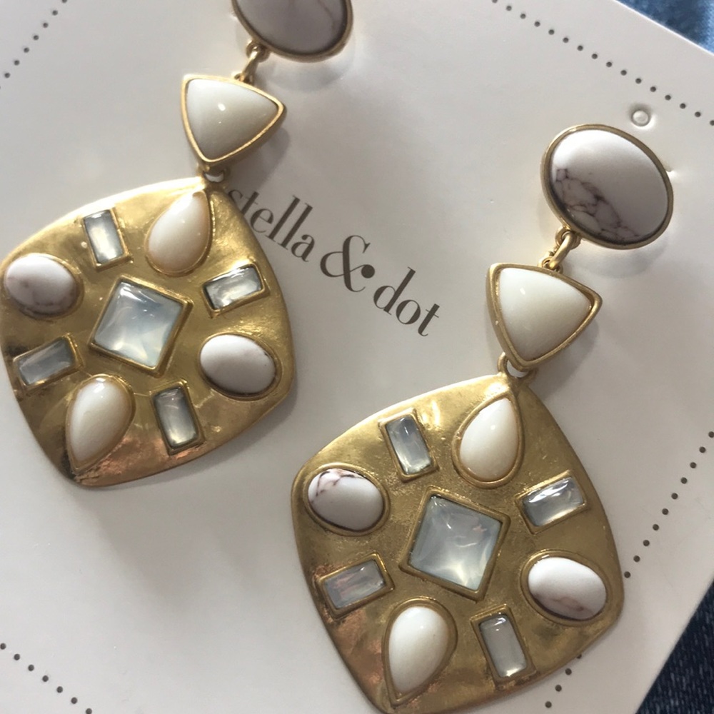Stella & Dot Tala Chandelier Earrings